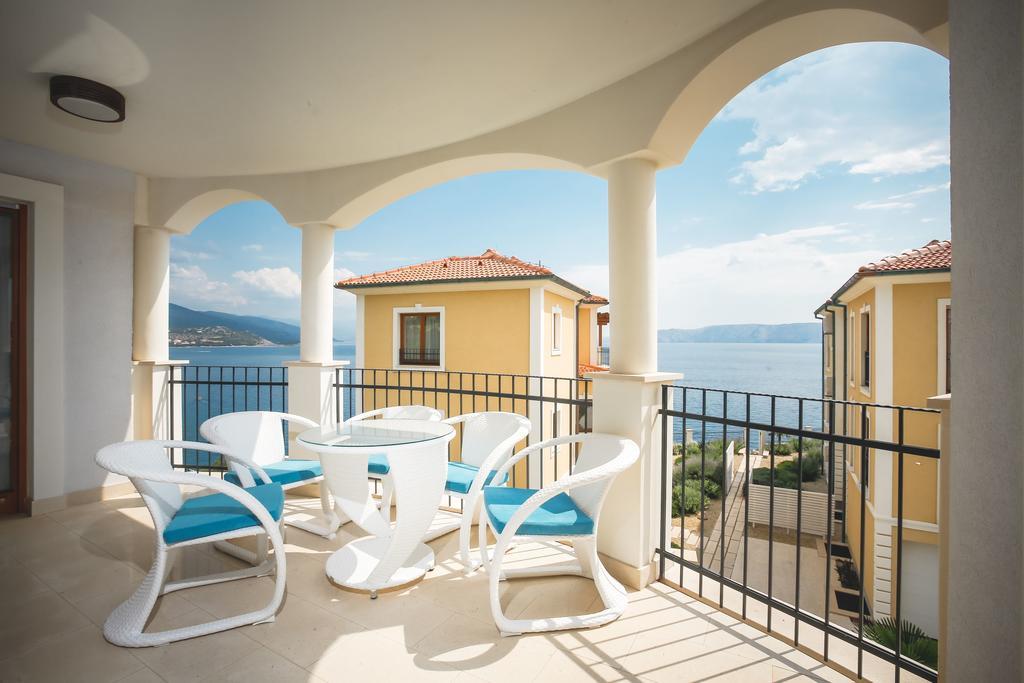 Apartments Poville Residence Повиле Экстерьер фото
