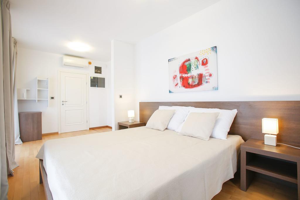 Apartments Poville Residence Повиле Экстерьер фото